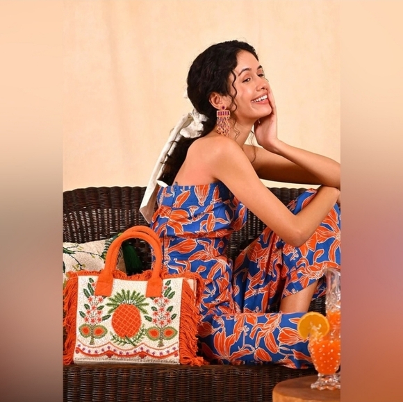 🔹️America & Beyond 🔹️Viral Pineapple Orange Beaded Tote Bag with Fringe - Picture 2 of 5